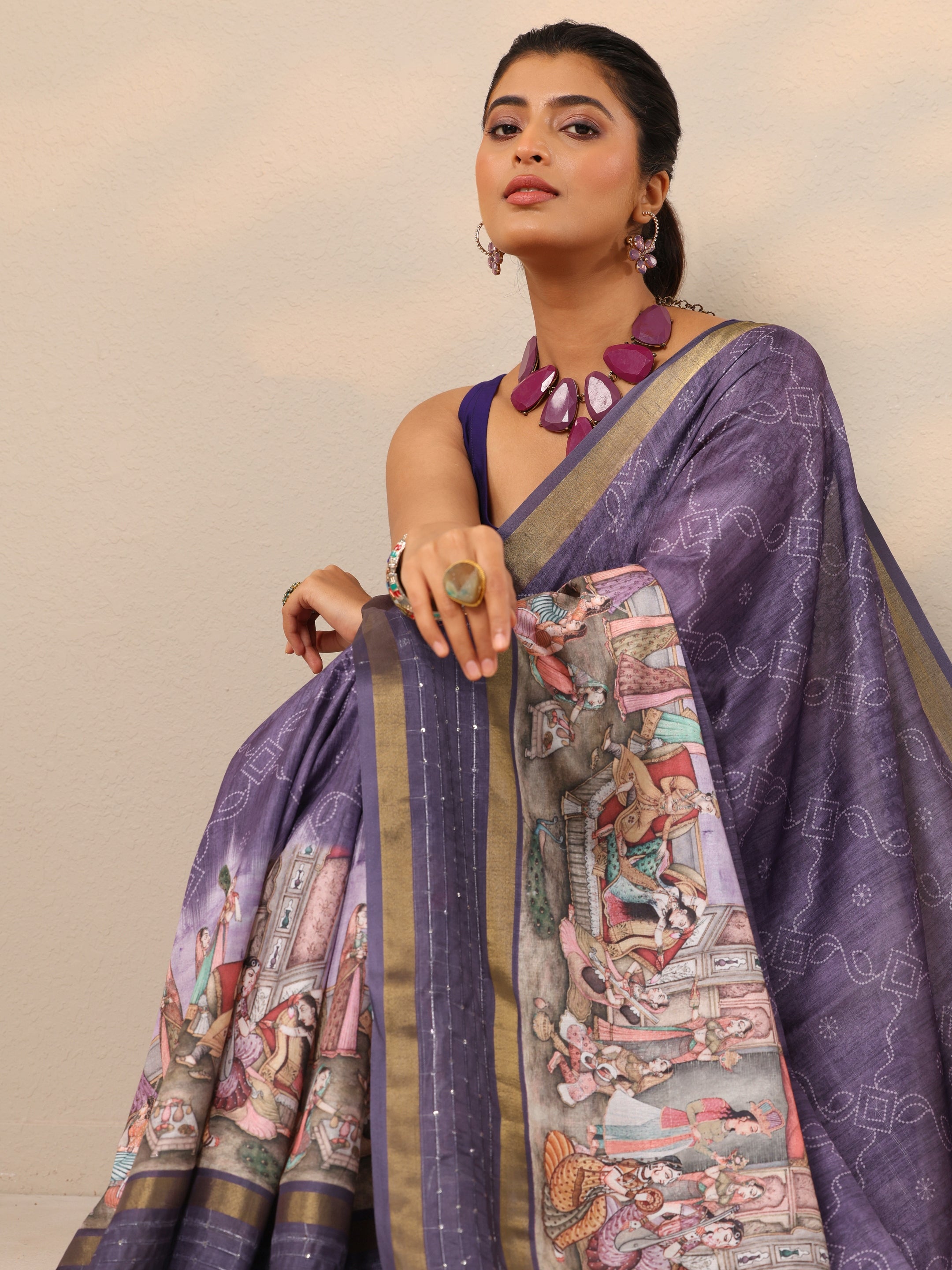 Mustard Bandhani Printed Silk Blend Saree With Unstitched Blouse Piece