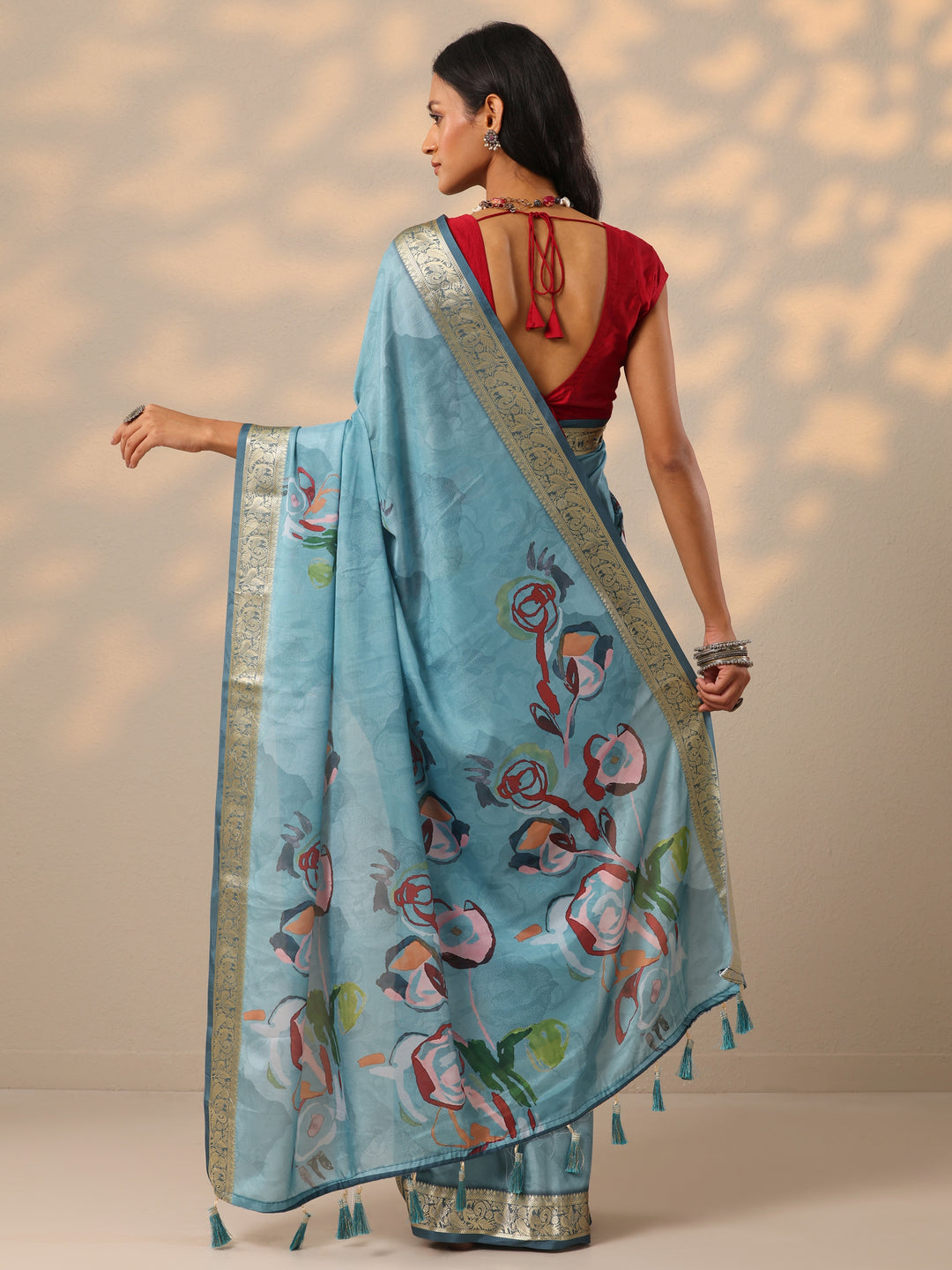 Blue Printed Crepe Saree With Unstitched Blouse Piece