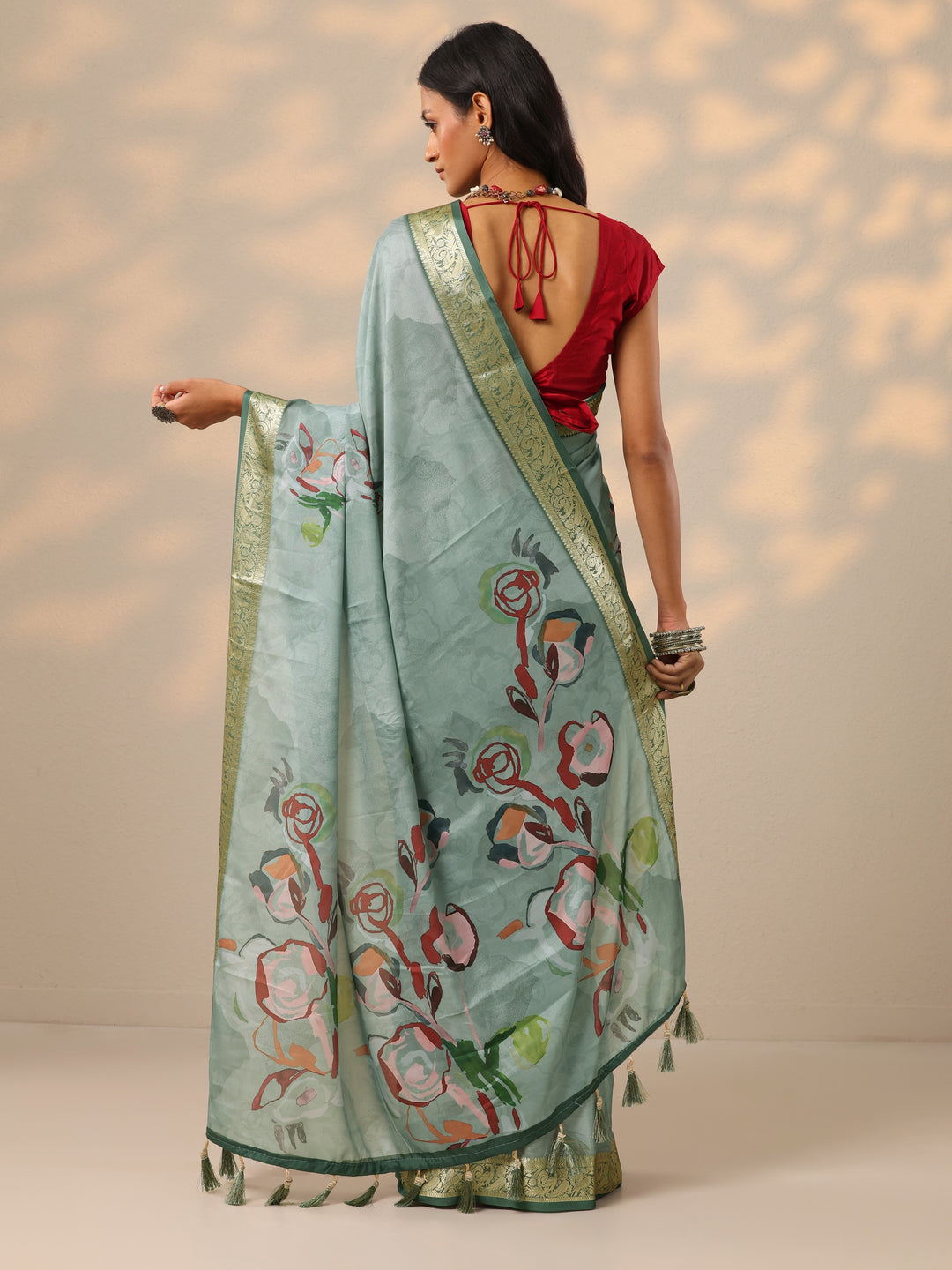 Green Printed Crepe Saree With Unstitched Blouse Piece