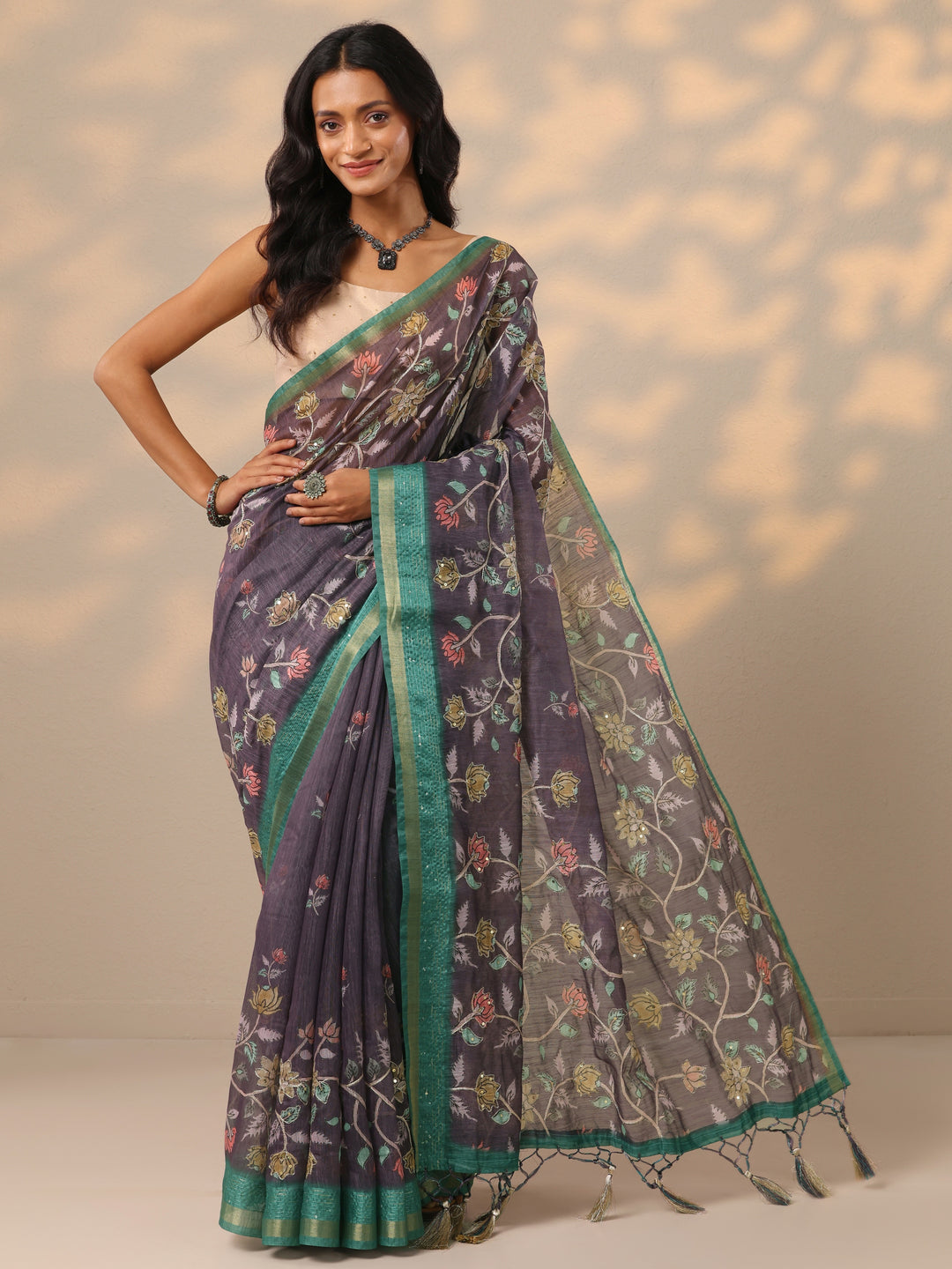 Purple Printed Cotton Blend Saree With Unstitched Blouse Piece