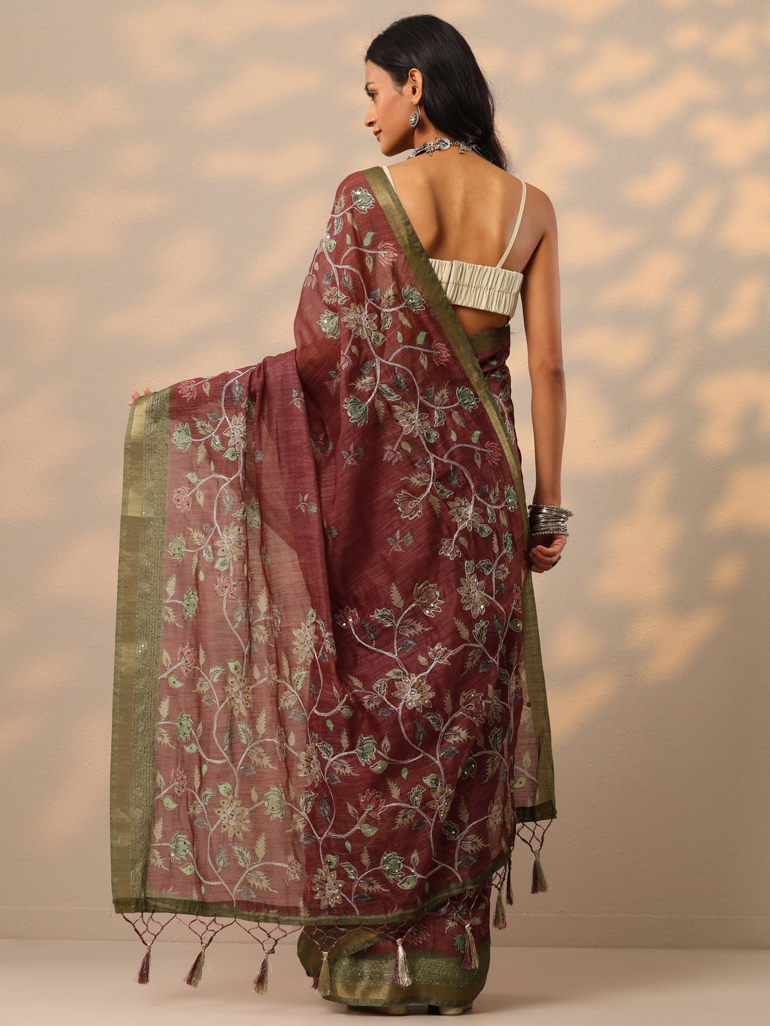 Purple Printed cotton blend Saree With Unstitched Blouse Piece