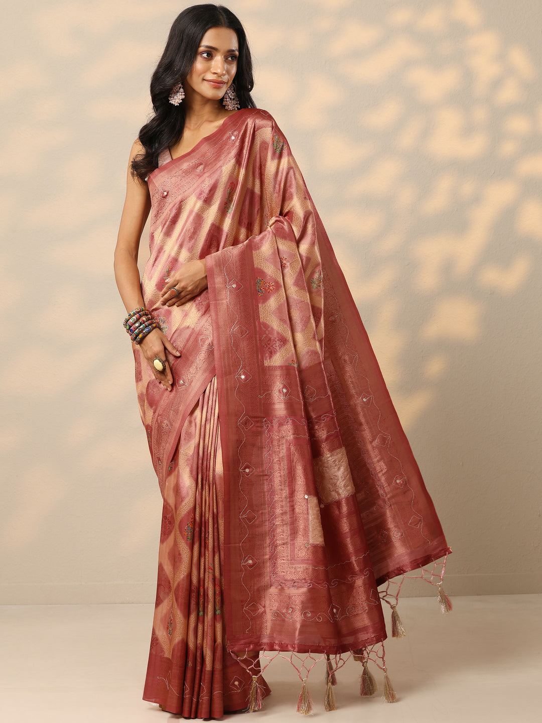 Peach Woven Design Banarasi Silk Blend Saree With Unstitched Blouse Piece
