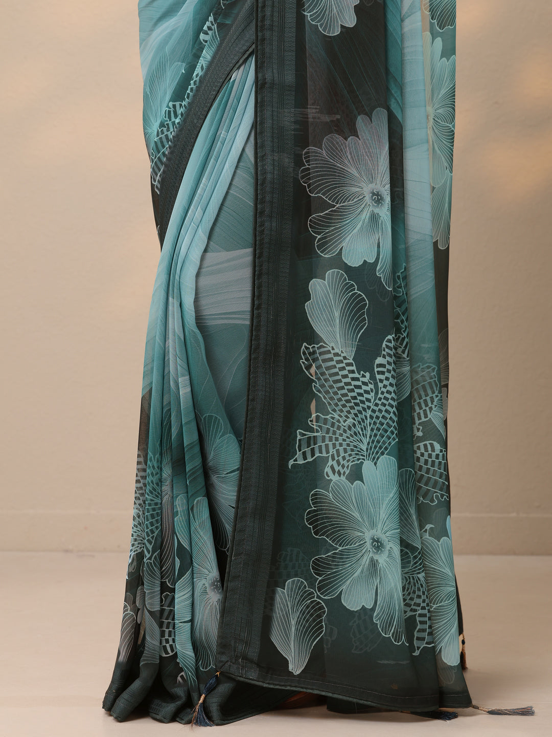 Teal Printed Georgette Saree With Unstitched Blouse Piece