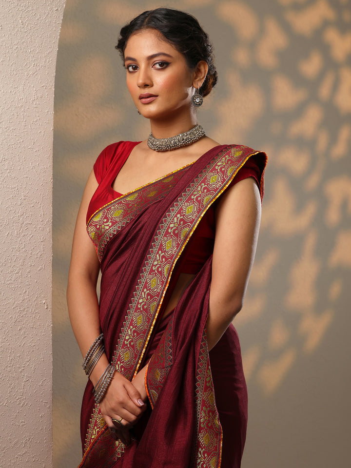 Maroon Solid Silk blend Saree With Unstitched Blouse Piece