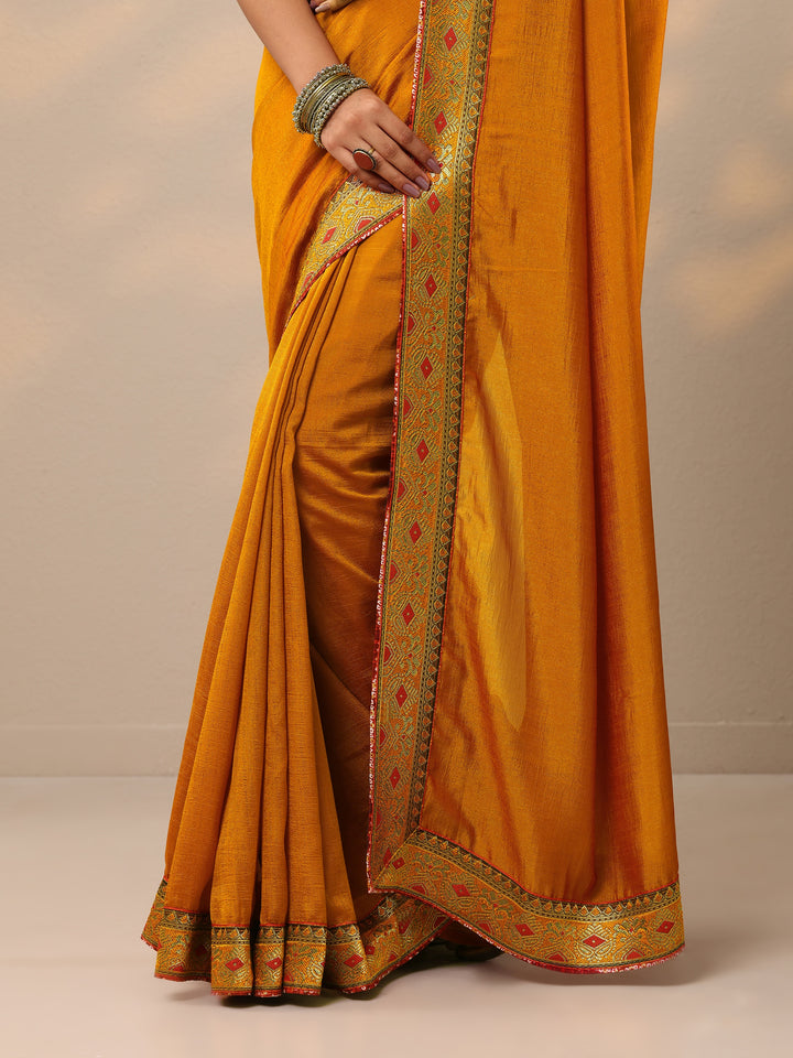 Mustard Solid Silk Blend Saree With Unstitched Blouse Piece