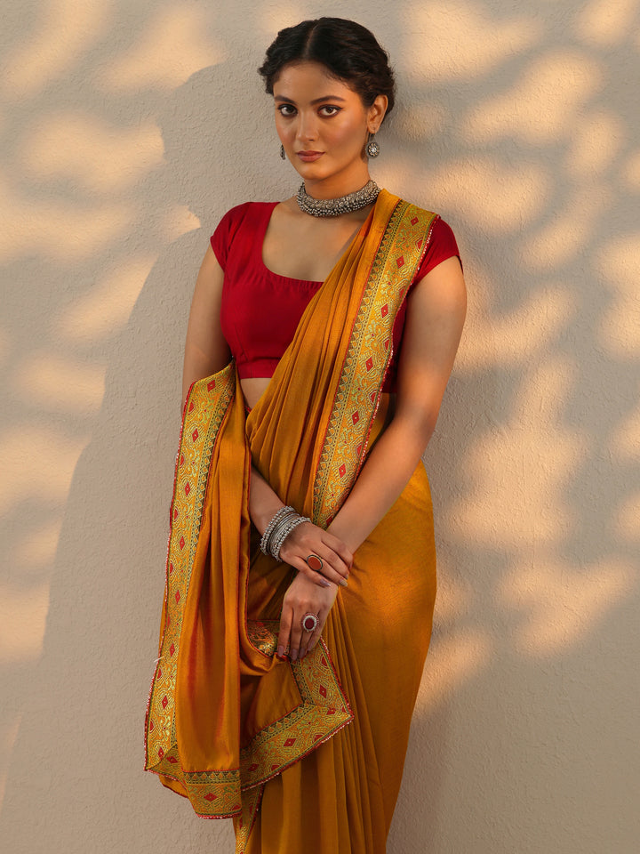 Mustard Solid Silk Blend Saree With Unstitched Blouse Piece