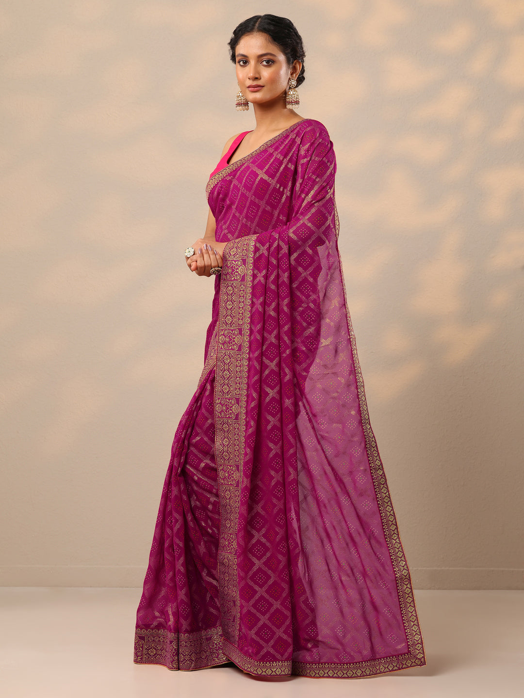 Magenta Bandhani Printed Georgette Saree With Unstitched Blouse Piece