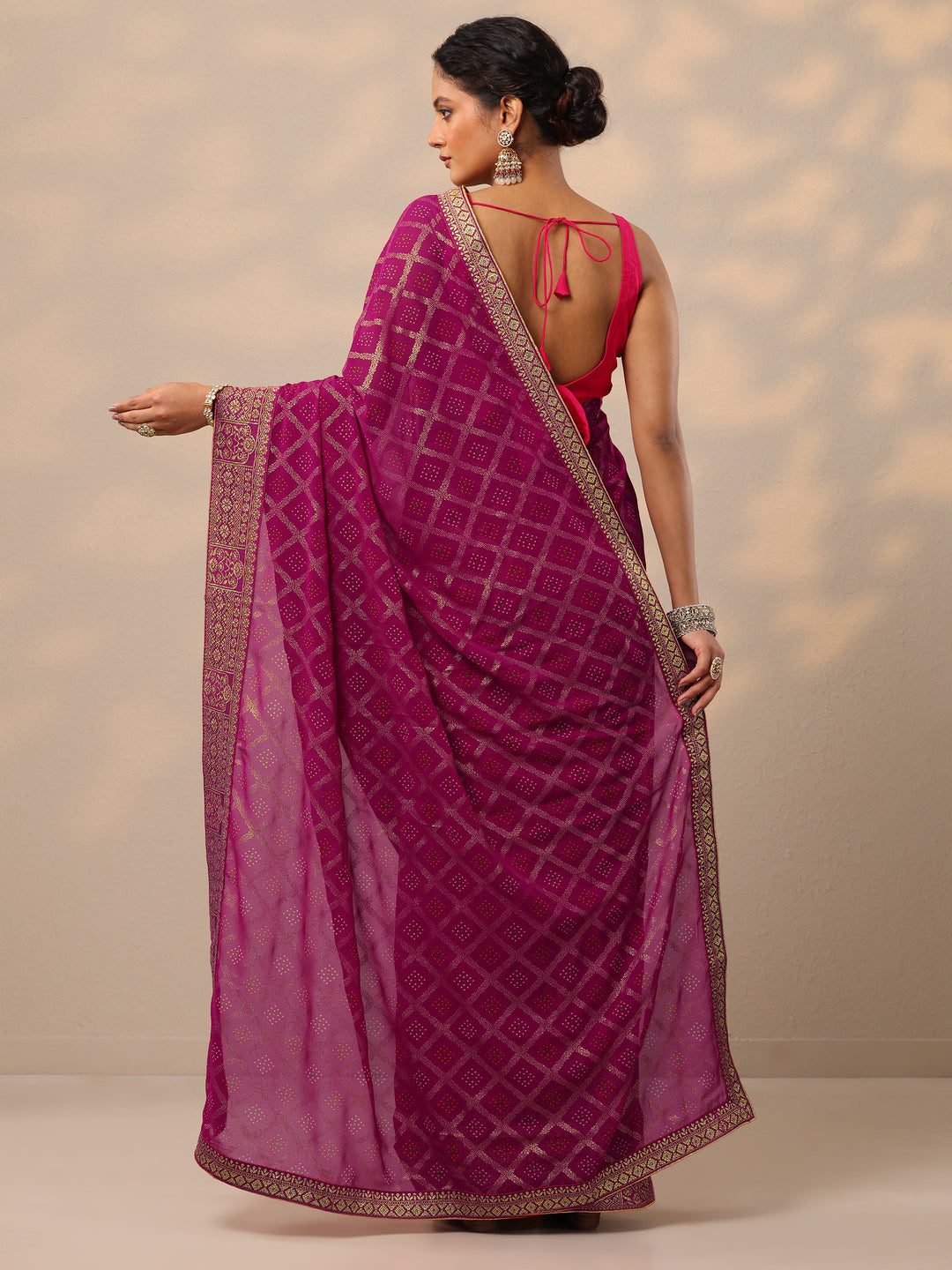 Magenta Bandhani Printed Georgette Saree With Unstitched Blouse Piece