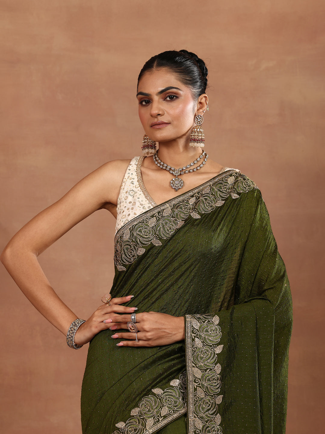 Green Embellished Silk Blend Sarees With Unstitched Blouse Piece