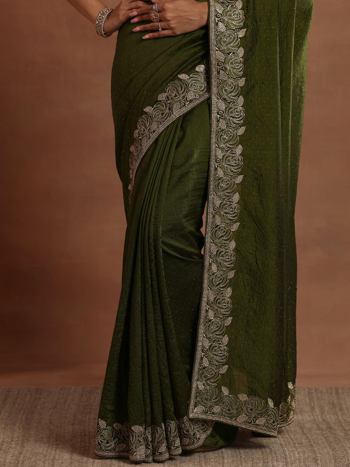 Green Embellished Silk Blend Sarees With Unstitched Blouse Piece