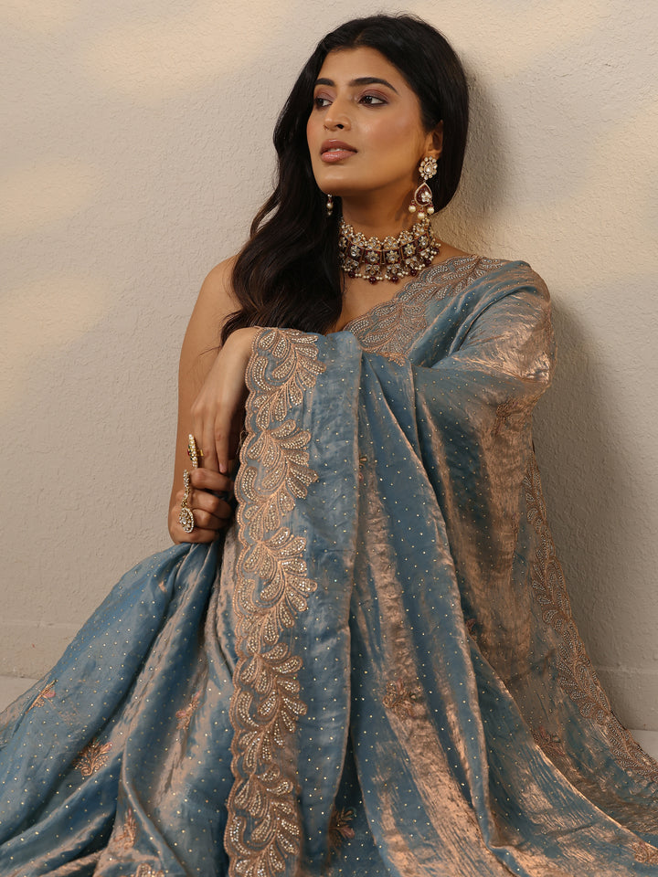 Blue Embellished Organza Sarees With Unstitched Blouse Piece