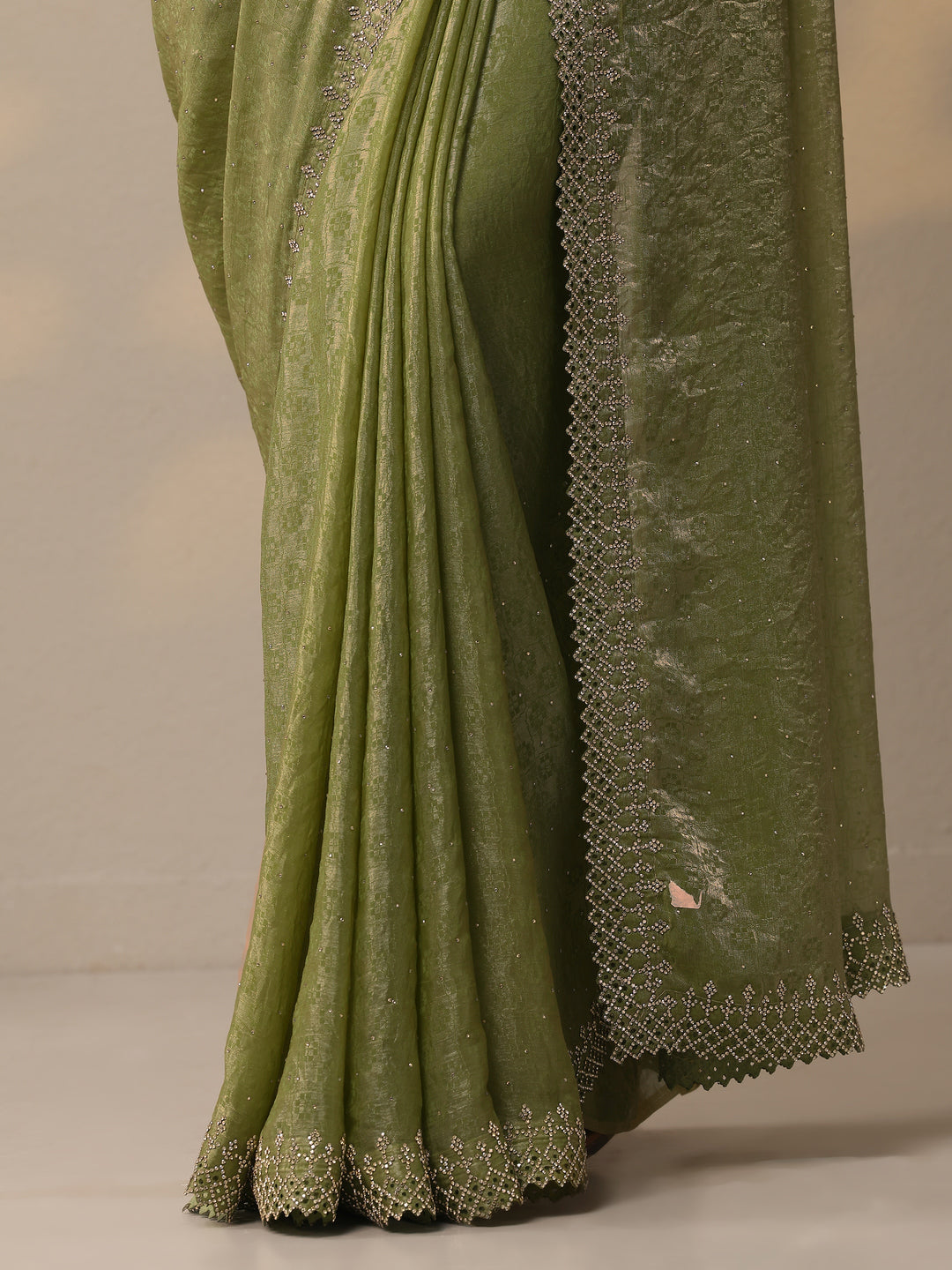 Green Embellished Chiffon Sarees With Unstitched Blouse Piece