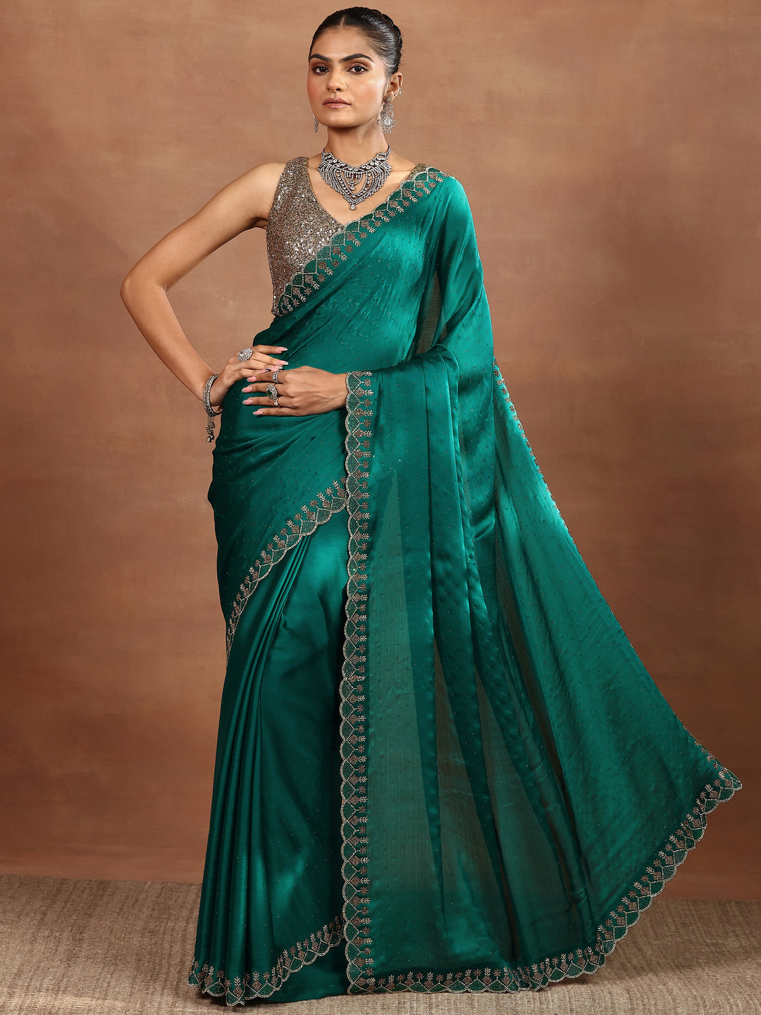 Green Embellished Silk Blend Sarees With Unstitched Blouse Piece