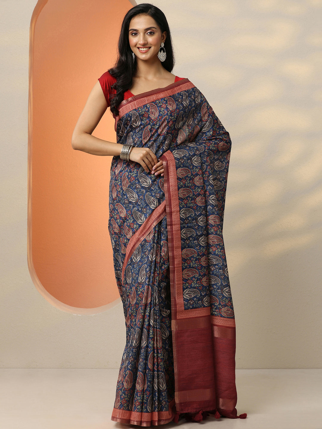 Blue Printed Silk Blend Saree With Unstitched Blouse Piece