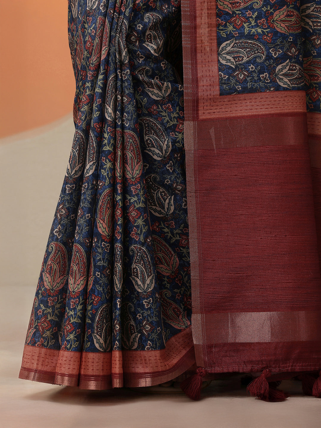 Blue Printed Silk Blend Saree With Unstitched Blouse Piece
