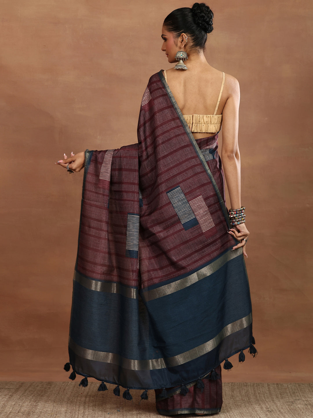 Blue Printed Silk Blend Sarees With Unstitched Blouse Piece