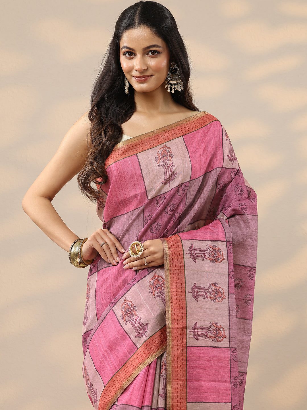 Pink Printed Silk Blend Saree With Unstitched Blouse Piece