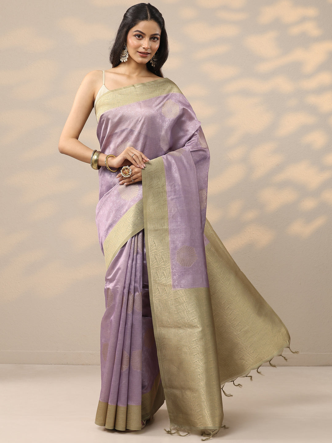 Lavender Woven Design Silk Blend Saree With Unstitched Blouse Piece