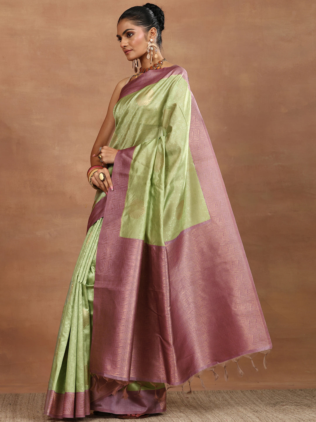 Green Woven Design Silk Blend Sarees With Unstitched Blouse Piece