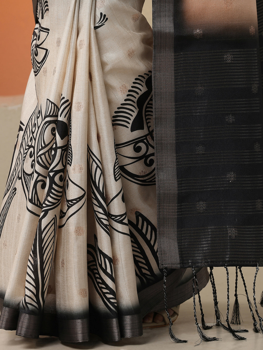 Beige Woven Design Silk Blend Saree With Unstitched Blouse Piece