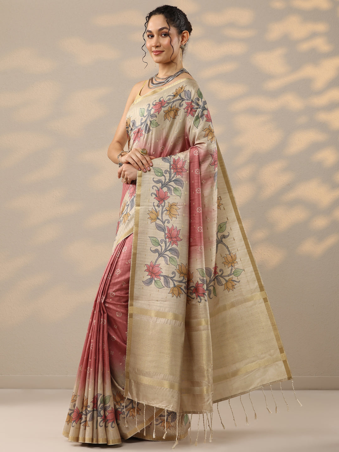 Peach Printed Silk Blend Sarees With Unstitched Blouse Piece