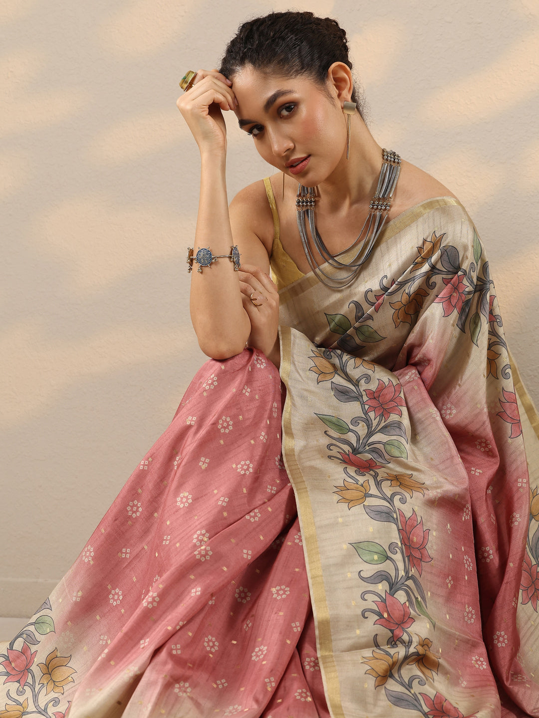 Peach Printed Silk Blend Sarees With Unstitched Blouse Piece