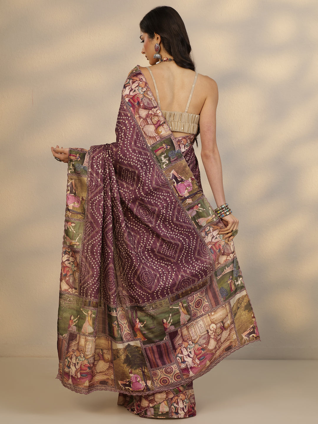 Maroon Bandhani Printed Silk Blend Saree With Unstitched Blouse Piece