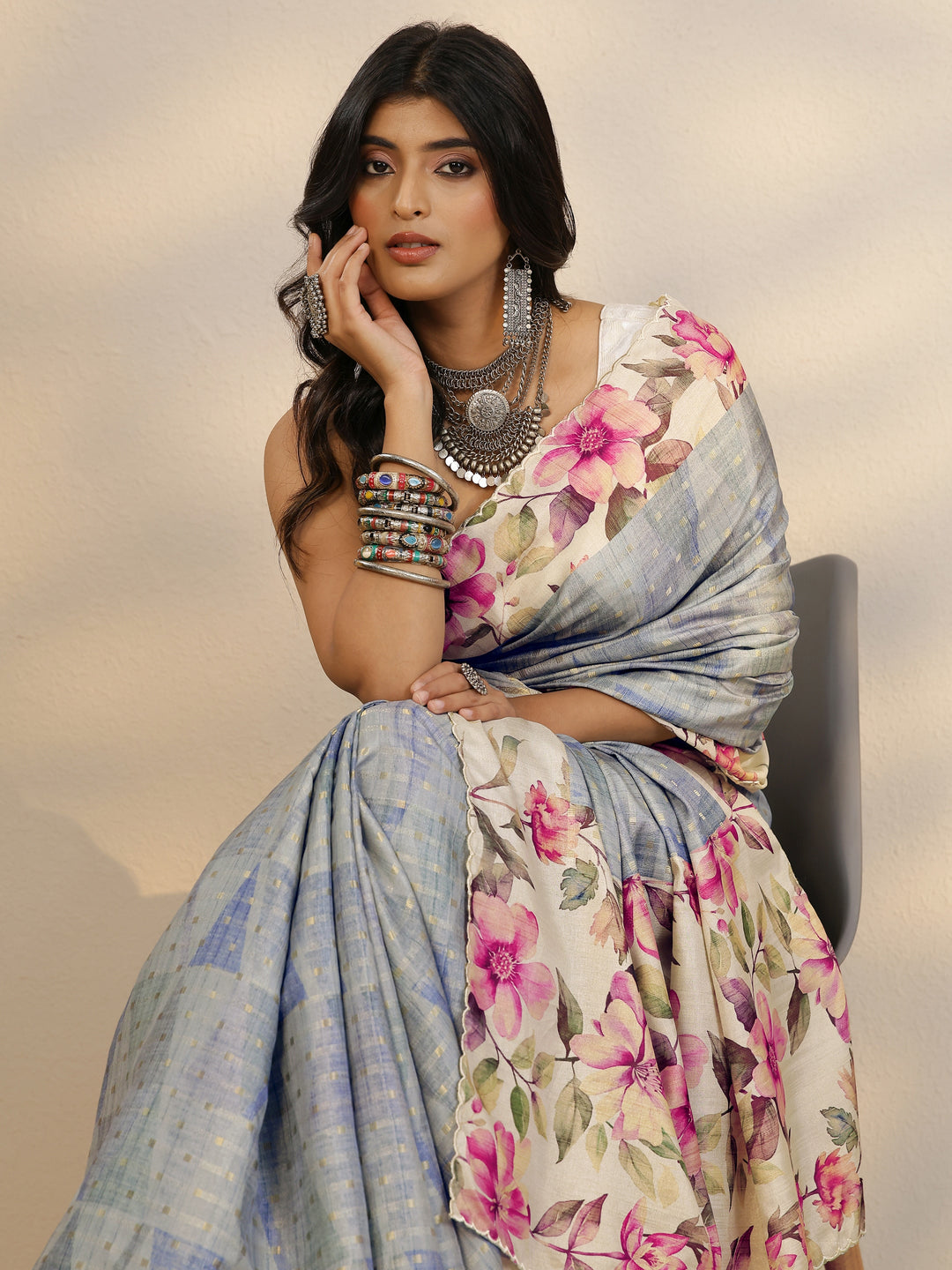Blue Woven Design Silk Blend Saree With Unstitched Blouse Piece