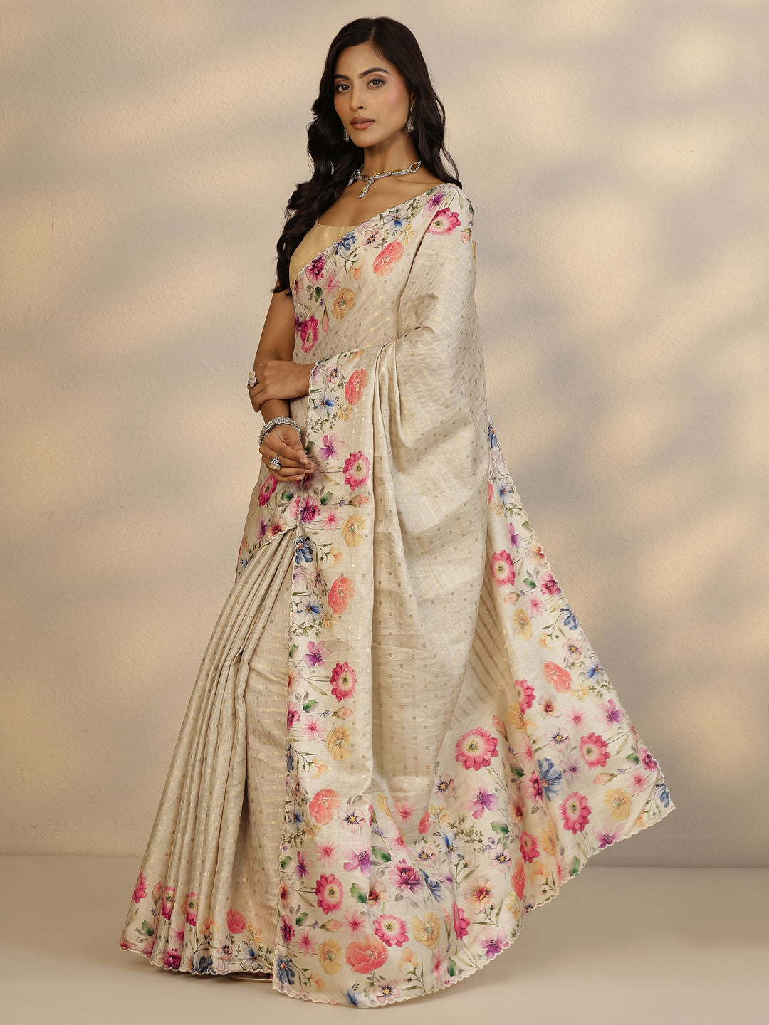 Cream Woven Design Silk Blend Saree With Unstitched Blouse Piece