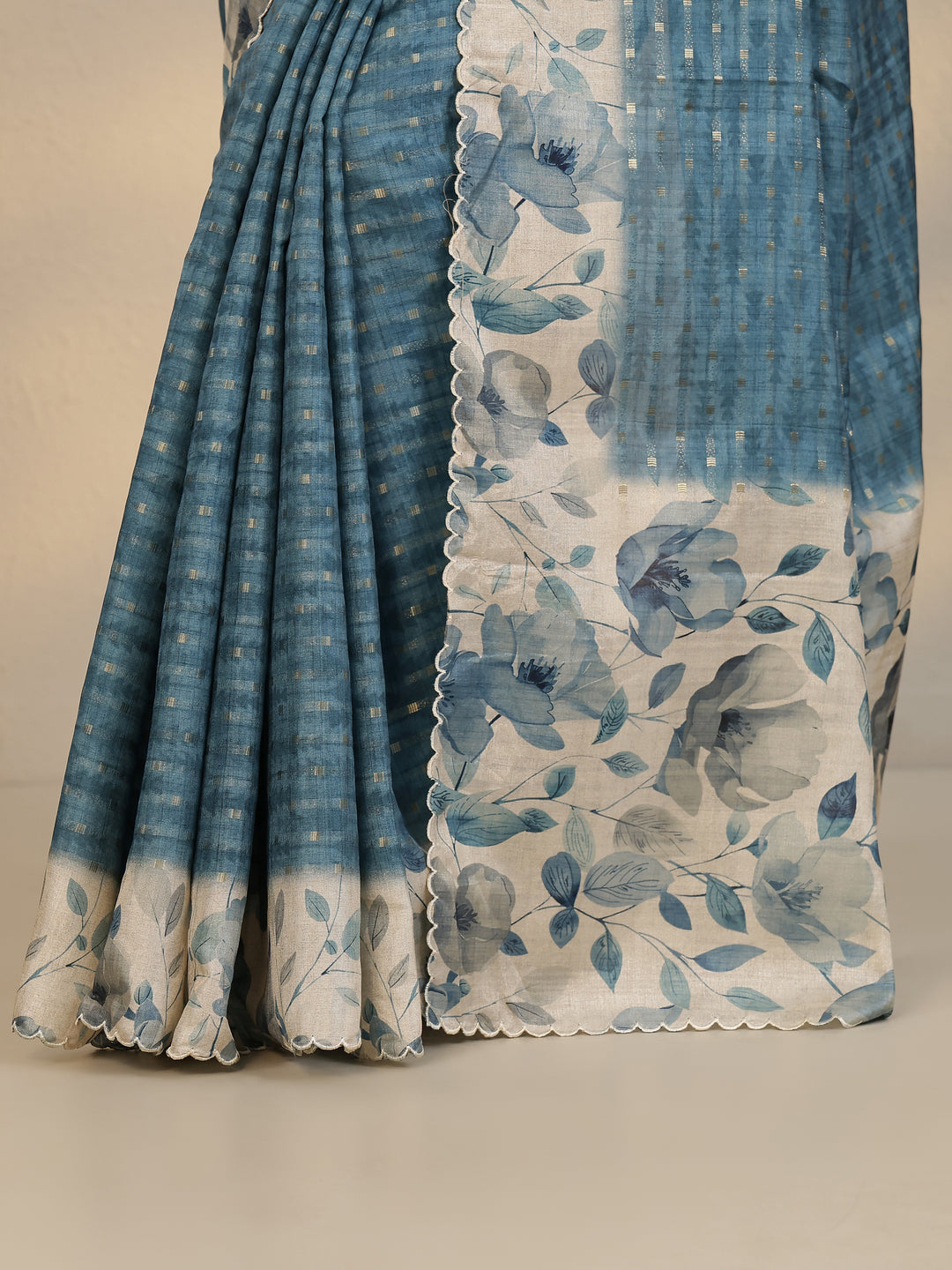 Blue Woven Design Silk Blend Saree With Unstitched Blouse Piece