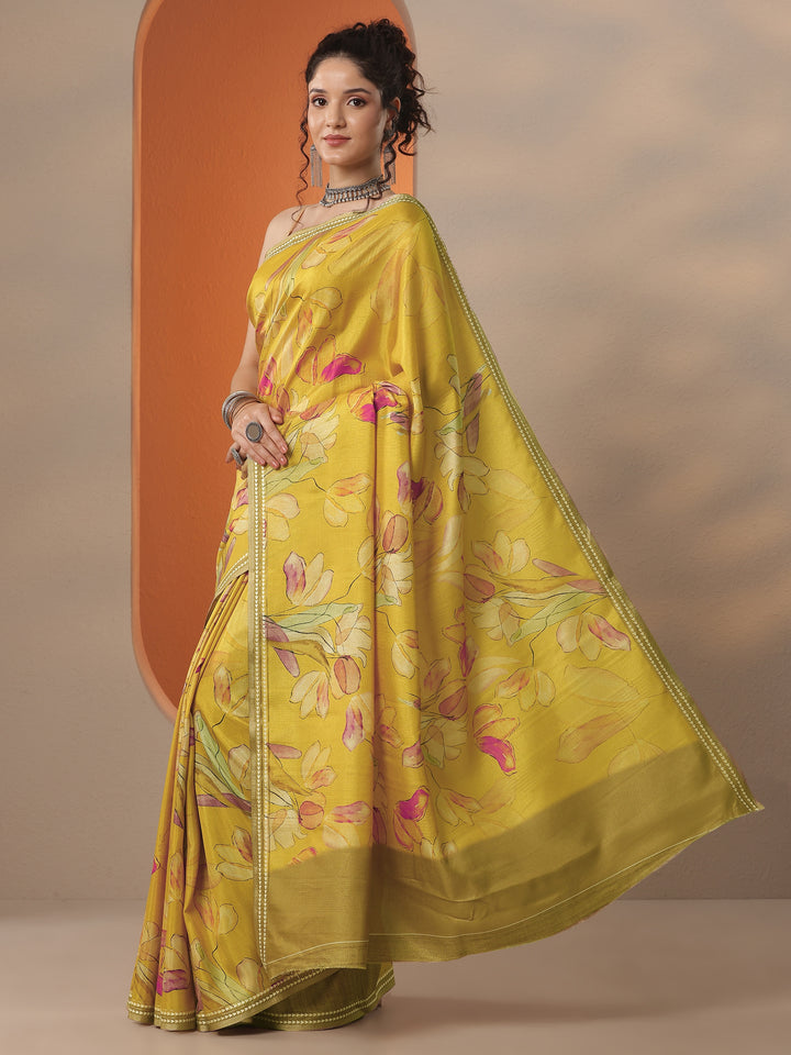 Mustard Printed Silk Blend Saree With Unstitched Blouse Piece