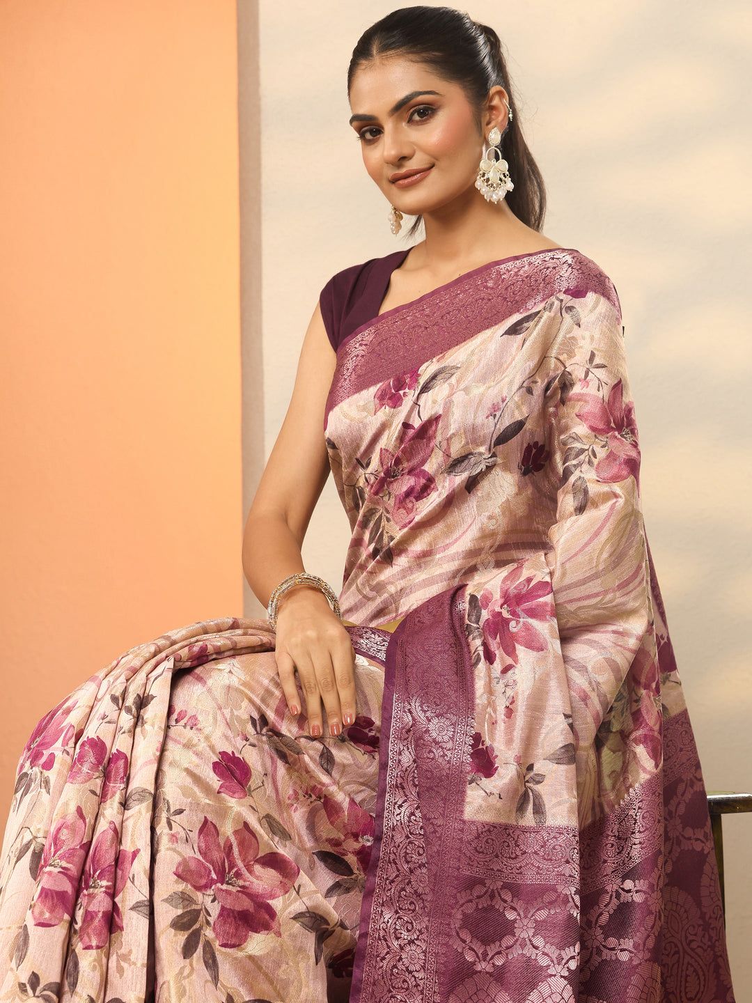 Pink Printed Silk Blend Saree With Unstitched Blouse Piece