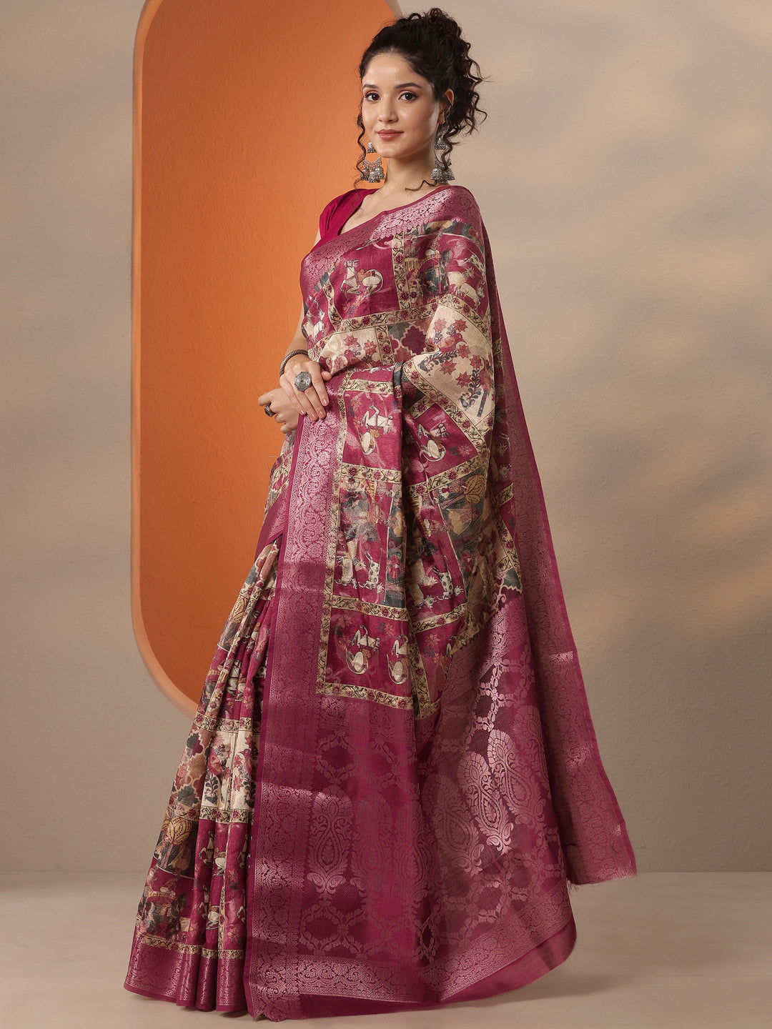 Maroon Printed Silk Blend Saree With Unstitched Blouse Piece