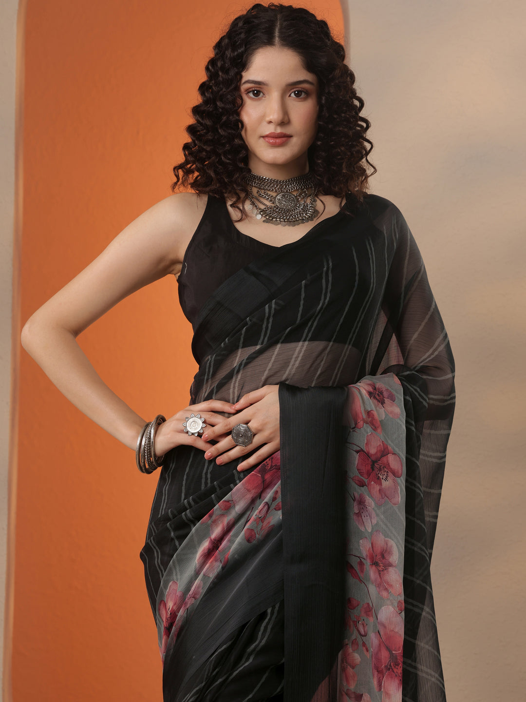 Black Leheriya Printed Chinon Saree With Unstitched Blouse Piece