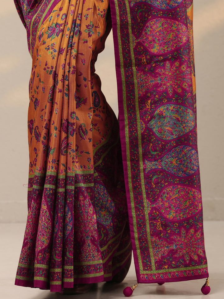 Mustard Printed Silk Blend Saree With Unstitched Blouse Piece