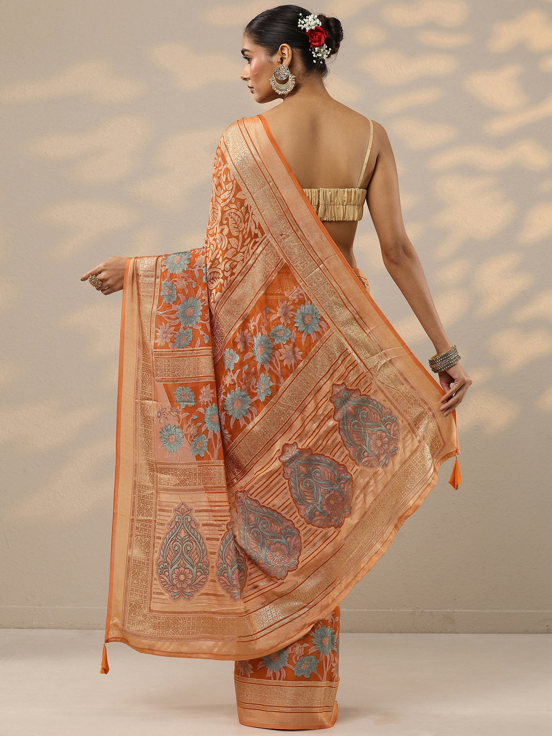 Orange Printed Silk Blend Saree With Unstitched Blouse Piece