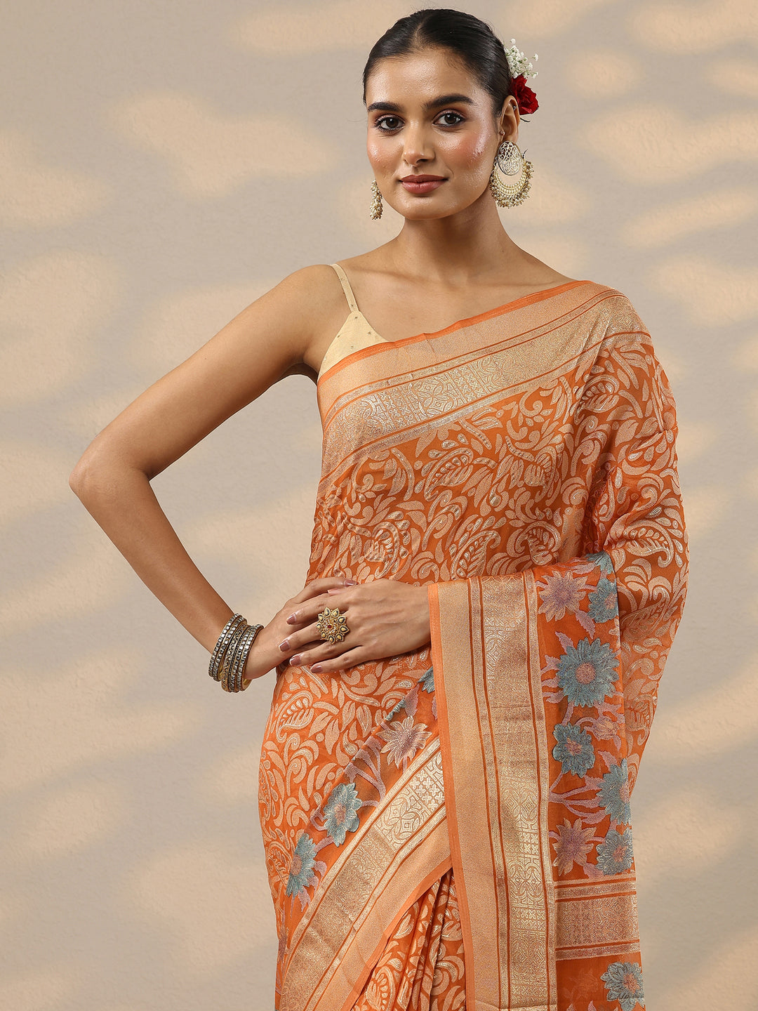 Orange Printed Silk Blend Saree With Unstitched Blouse Piece