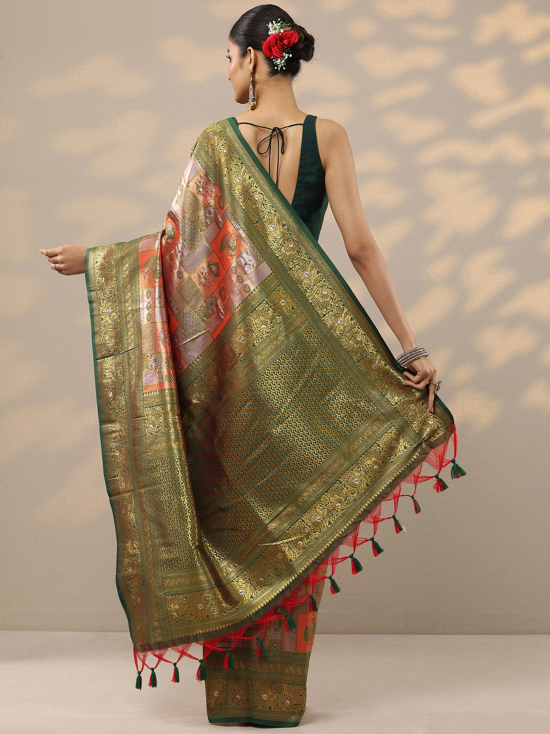 Red Woven Design Silk Blend Saree With Unstitched Blouse Piece