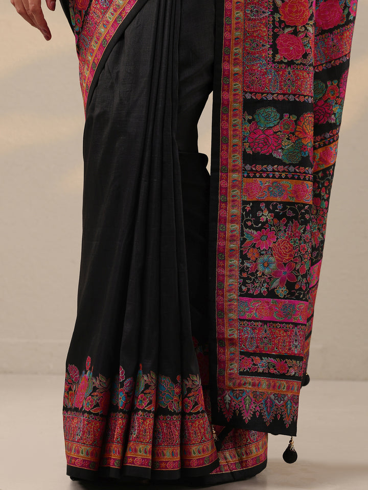 Black Solid Silk Blend Saree With Unstitched Blouse Piece