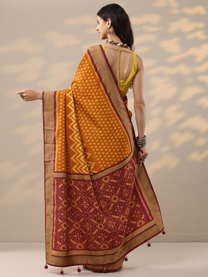 Orange Leheriya Printed Silk Blend Saree With Unstitched Blouse Piece