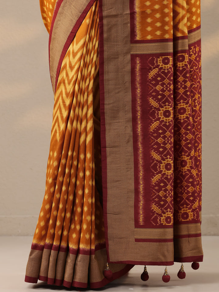 Orange Leheriya Printed Silk Blend Saree With Unstitched Blouse Piece