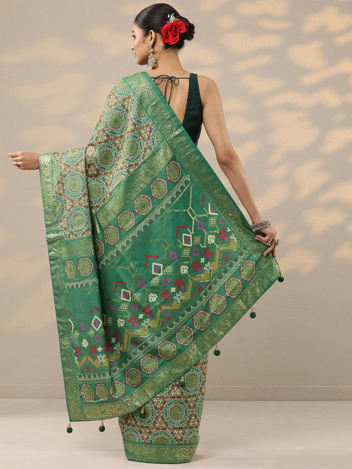 Green Printed Silk Blend Saree With Unstitched Blouse Piece