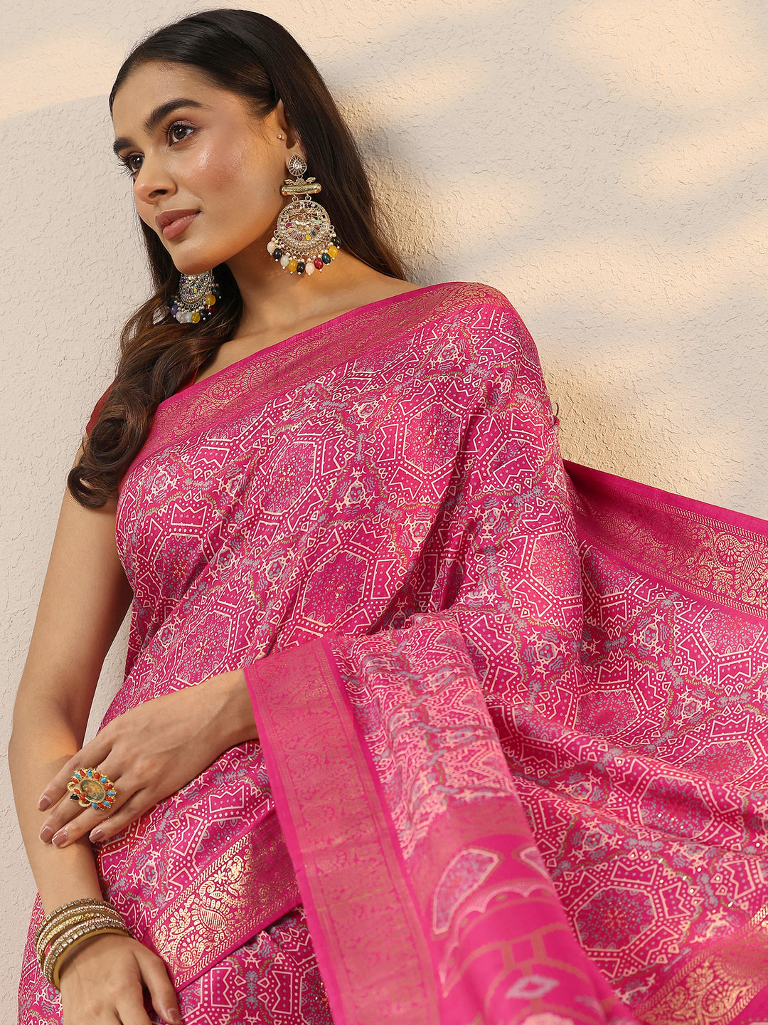 Pink Woven Design Silk Blend Saree With Unstitched Blouse Piece