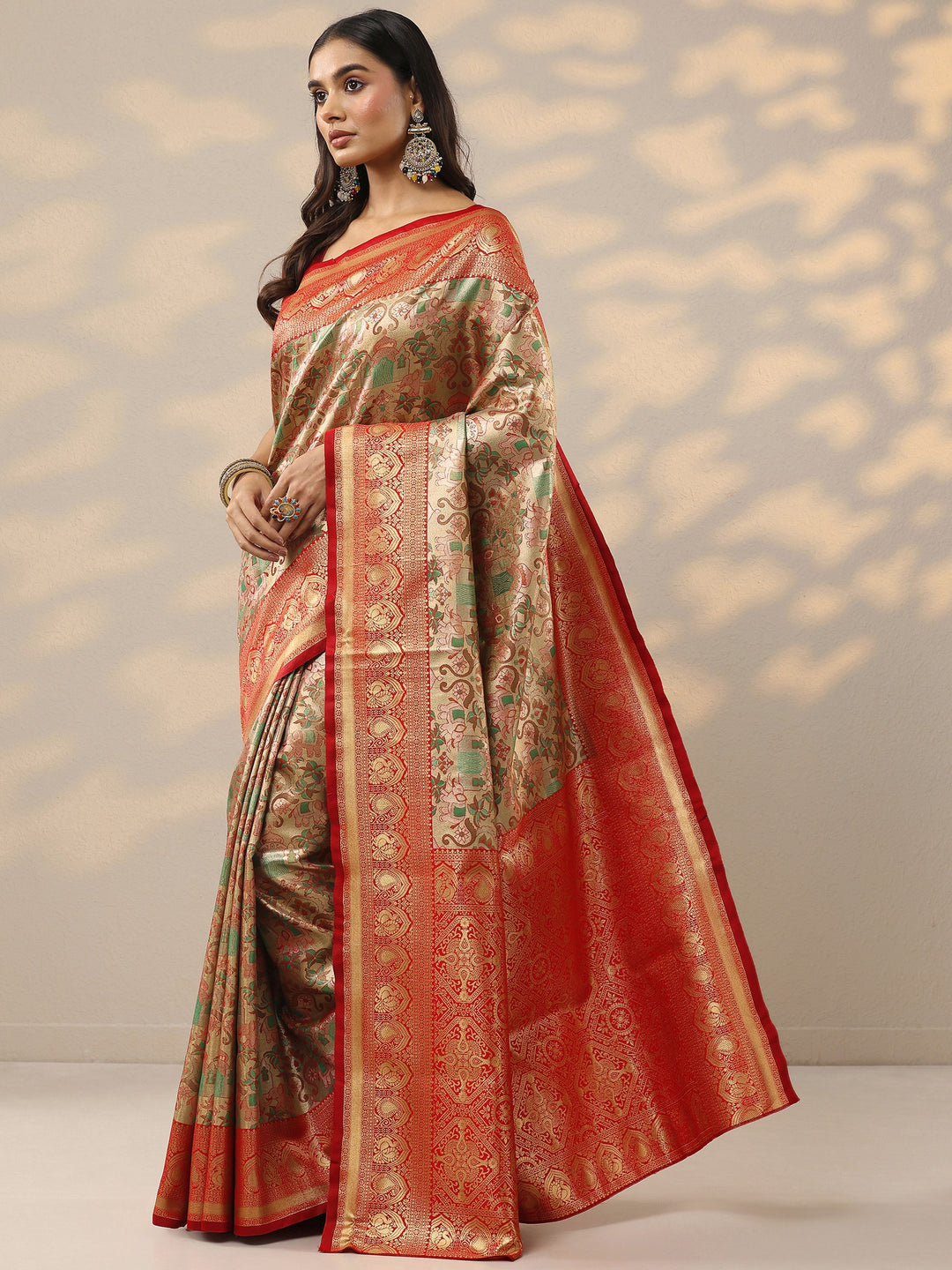 Cream Woven Design Silk Blend Saree With Unstitched Blouse Piece