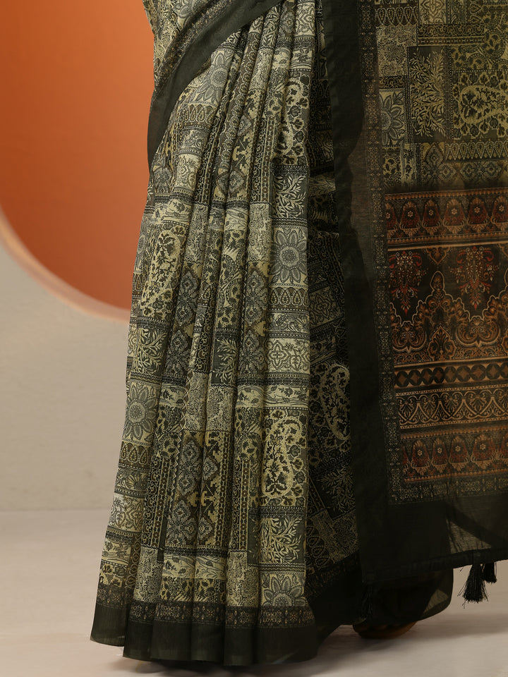 Yellow Printed Silk Blend Saree With Unstitched Blouse Piece