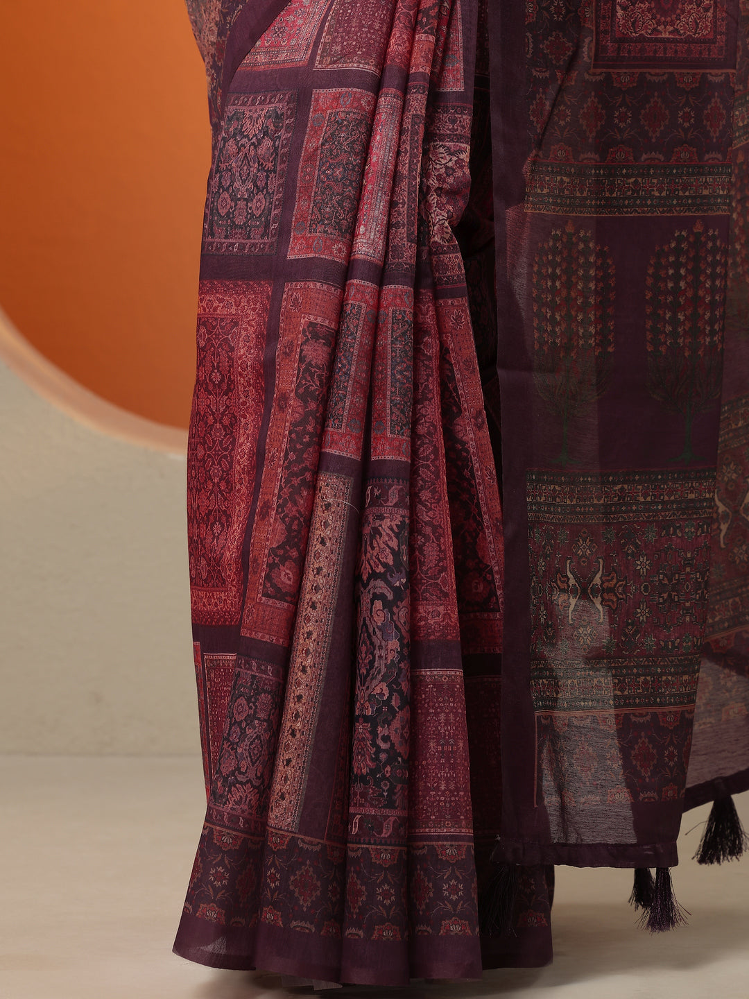 Burgundy Printed Silk Blend Saree With Unstitched Blouse Piece