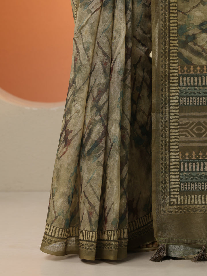 Beige Printed Silk Blend Saree With Unstitched Blouse Piece
