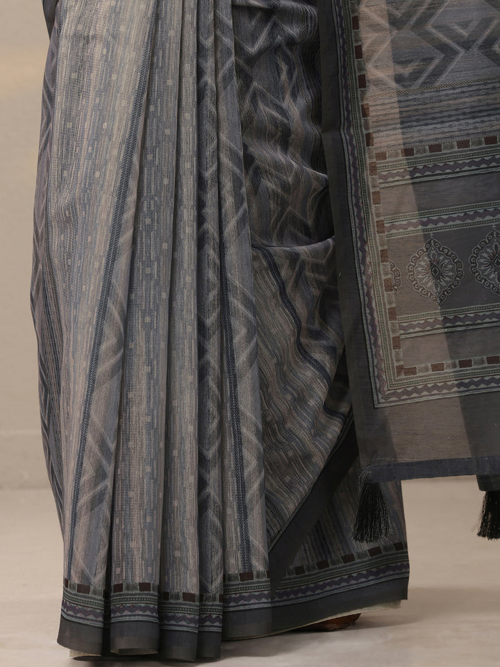 Grey Printed Silk Blend Saree With Unstitched Blouse Piece
