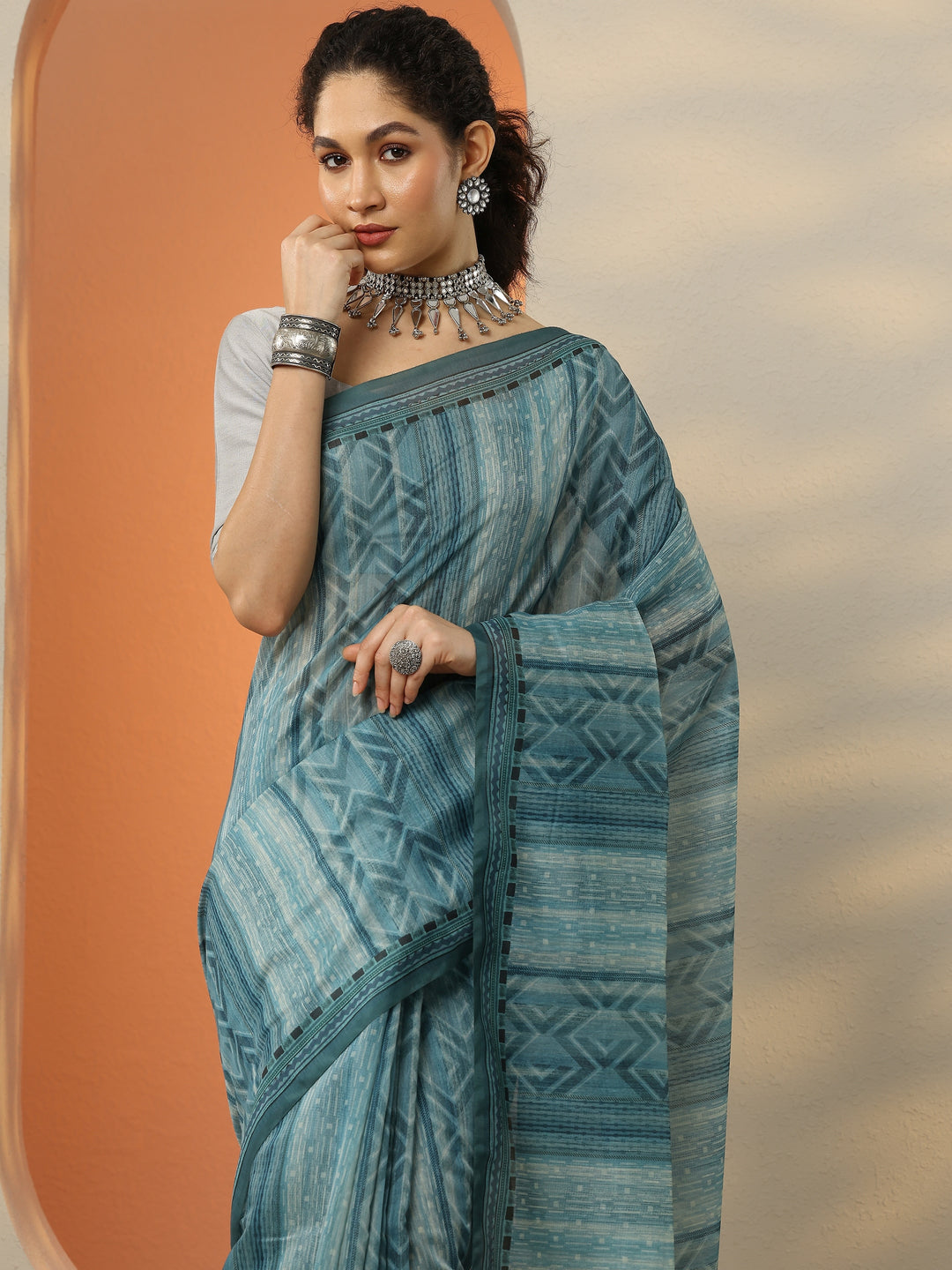 Green Printed Silk Blend Saree With Unstitched Blouse Piece