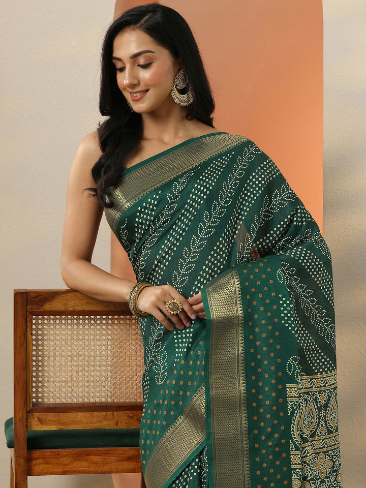 Green Bandhani Printed Silk Blend Saree With Unstitched Blouse Piece